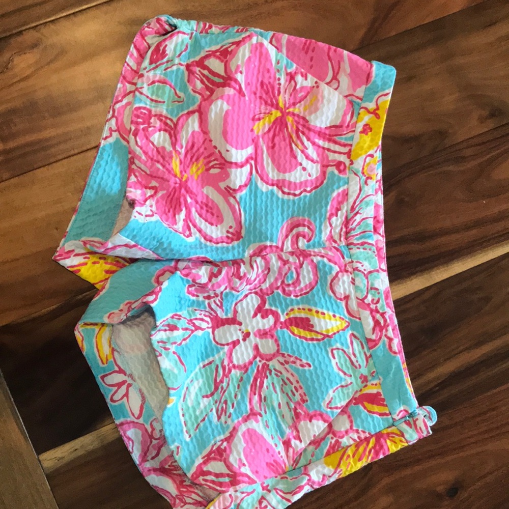 Lilly Pulitzer shorts, size 00